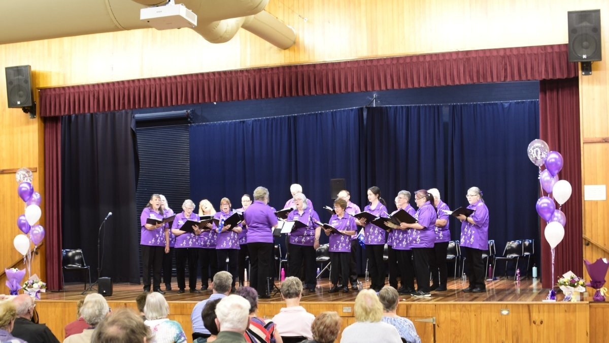 Tuning-up for special choir workshop