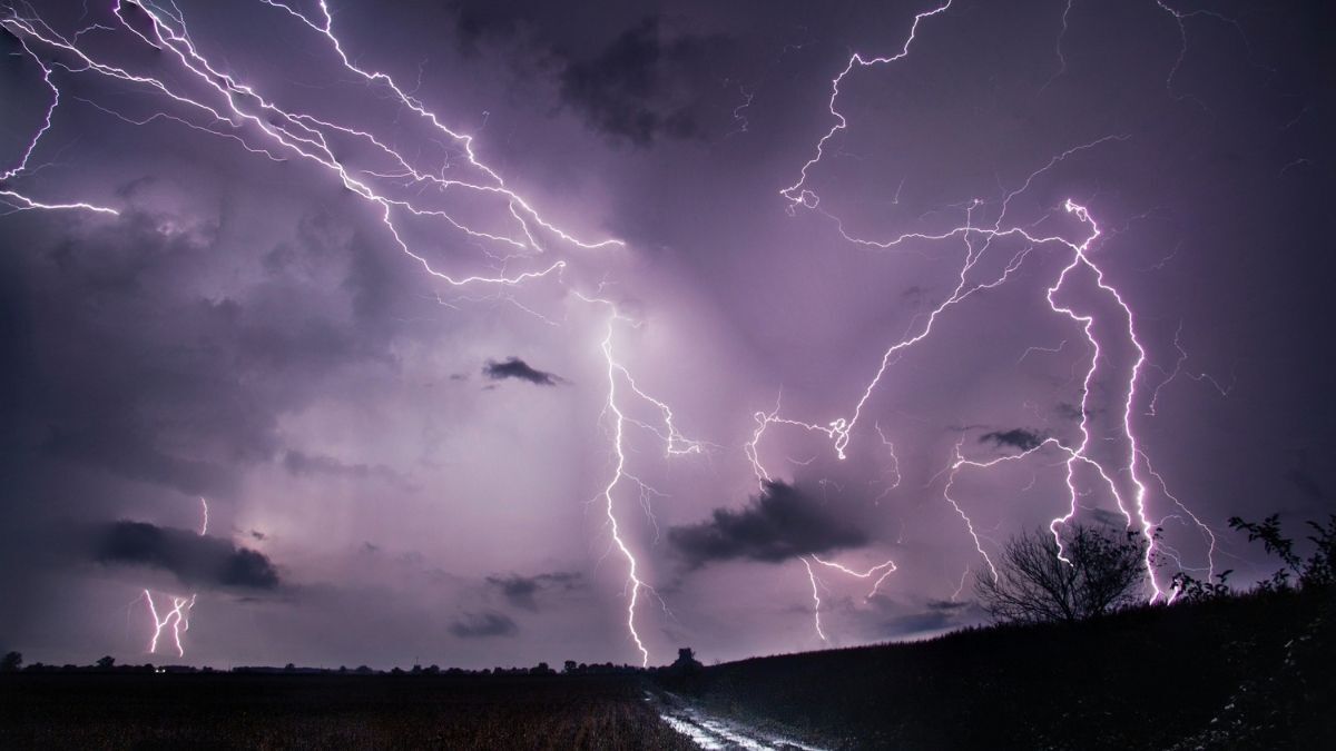 Moreton Bay warned of severe weather risk
