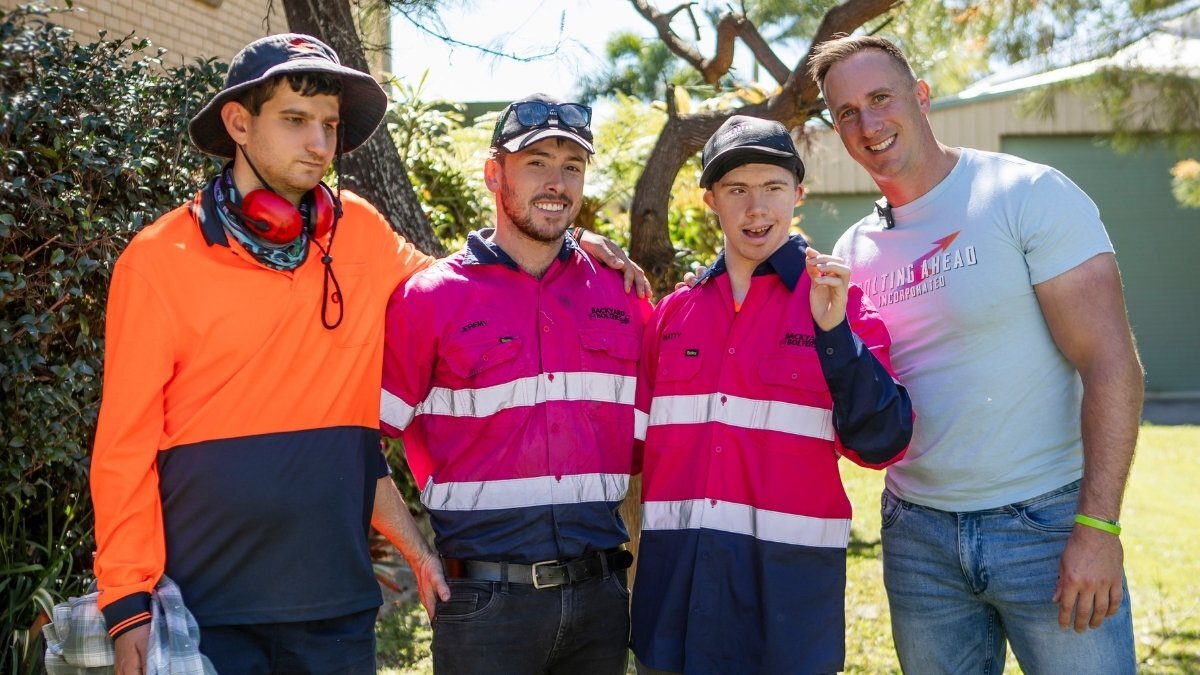 Father’s Day fundraiser to mow 100 Moreton Bay lawns